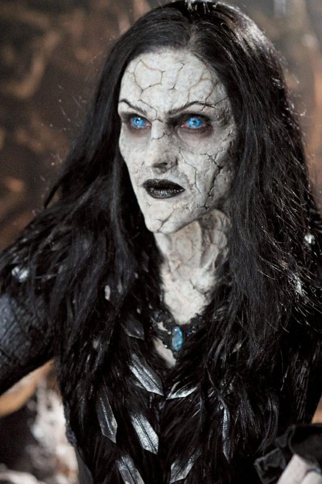 halloween-čarodejnica-make-up-textúra-modré-očné šošovky