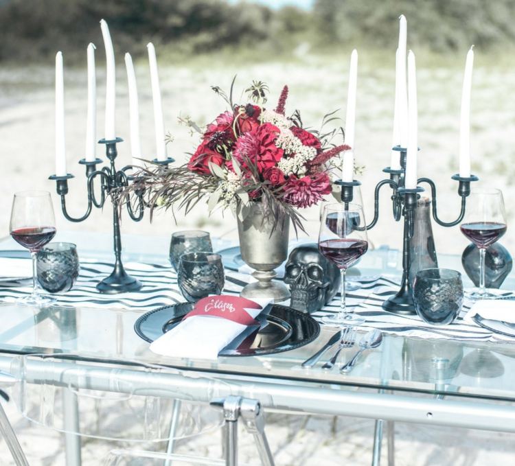 halloween svadobný sklenený stôl-elegantný-glamour-čierny-riad-poháre