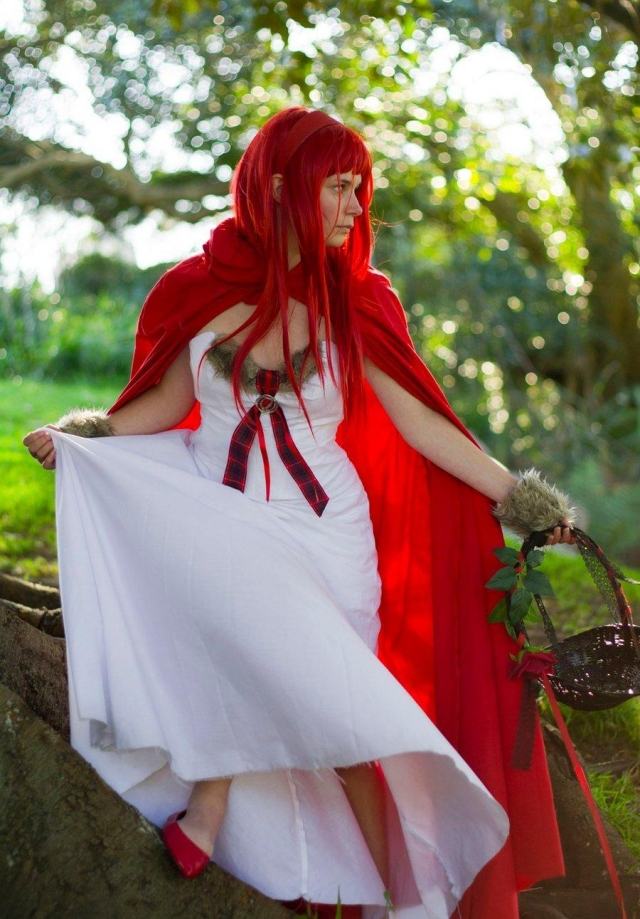 Zombie Červená čiapočka Halloween kostýmy nápady pre strašidelnú párty Červená čiapočka Halloween kostýmy Nápady strašidelné oblečenie