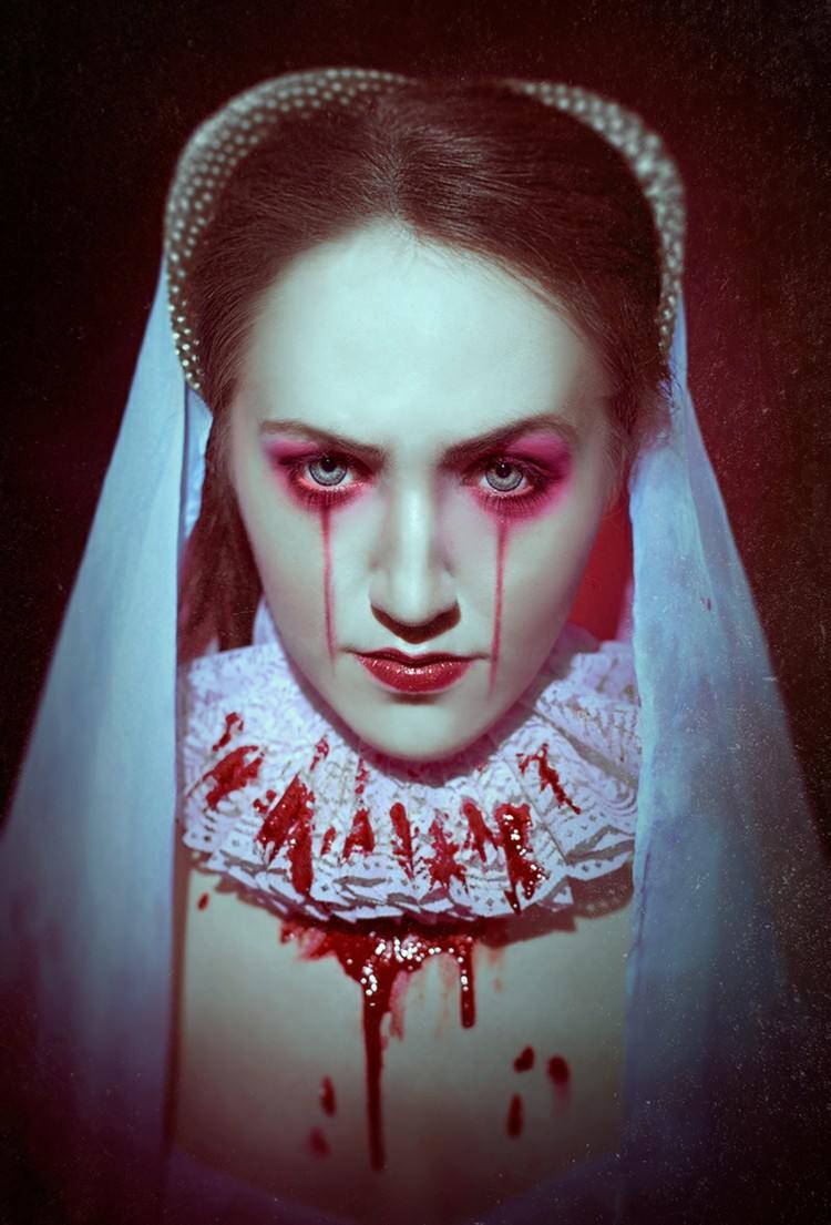 Oblečte sa ako Bloody Mary na Halloween halloween kostýmy krvavá mary nápad závoj biela krv