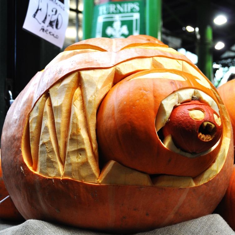 kreatívny nápad - veľký zje ten menší halloween-obrubník-rezbárske-šablóny-jedáci-do-úst-zubov