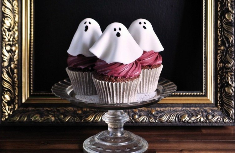 duch marcipán hororové muffiny dekorácia