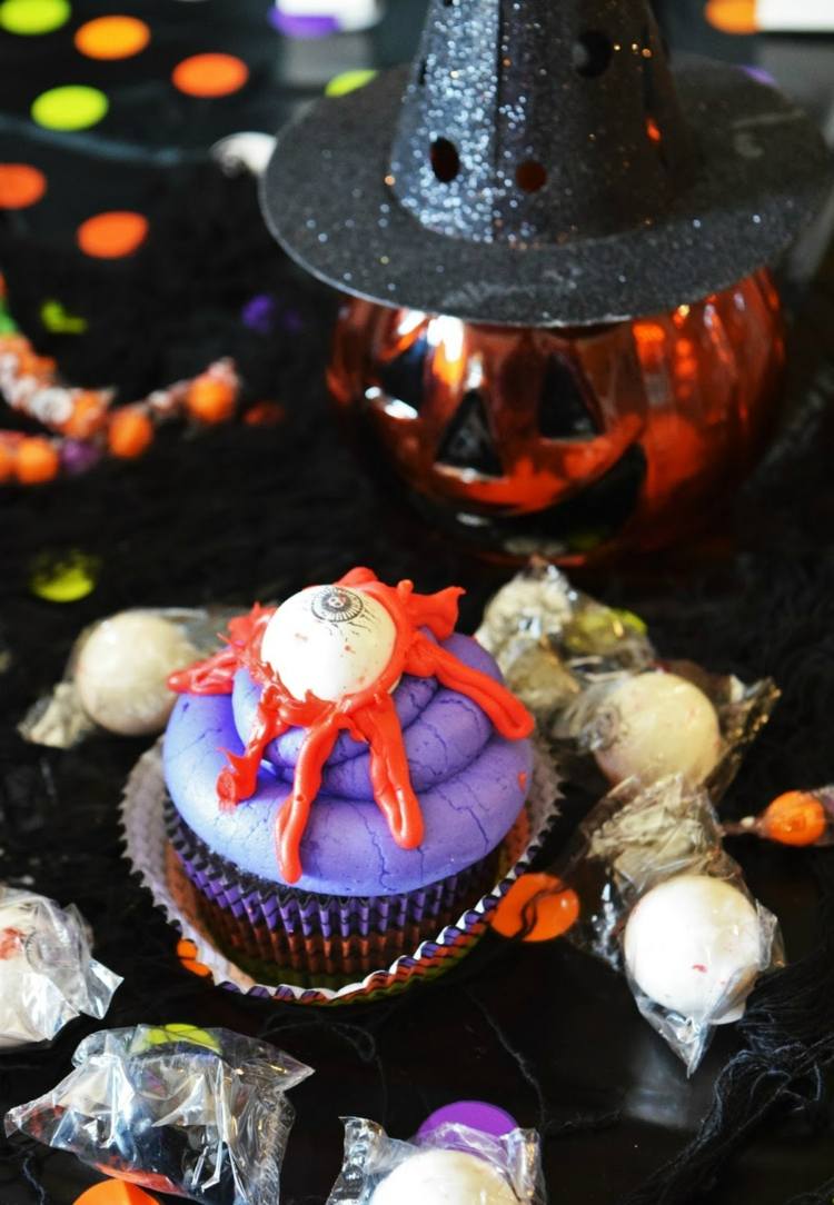 muffiny halloween pusinky deorácia krvavé očné buľvy