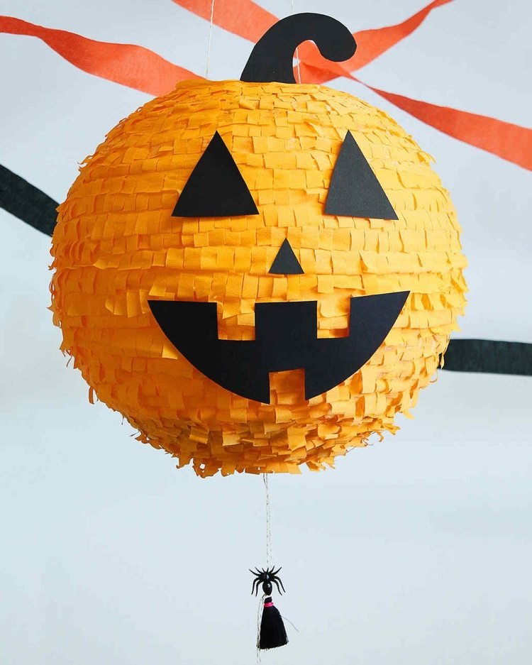 Vyrobte si Halloween tekvicu piñata Jack O'Lantern sami