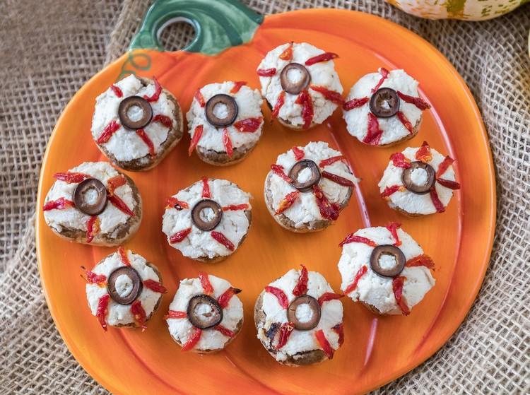 halloween-recepty-prsty-jedlo-výdatné-vegánske-očné buľvy