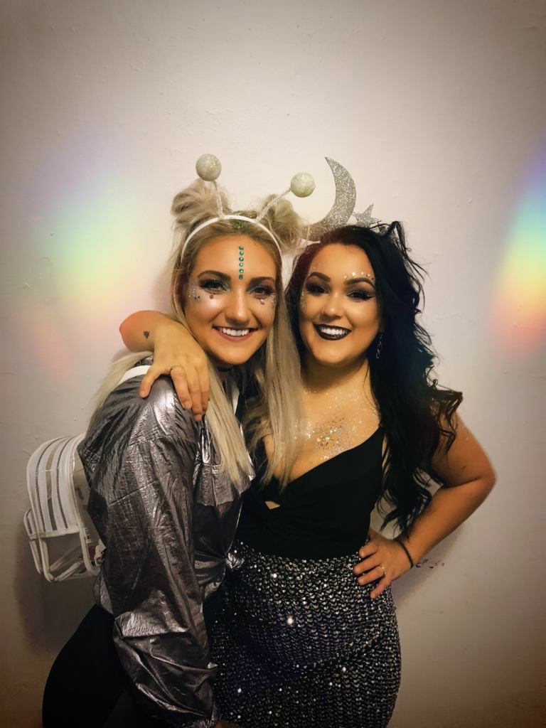 Kostým Alien pre ženy trblietavý make-up pre karnevalové ženy