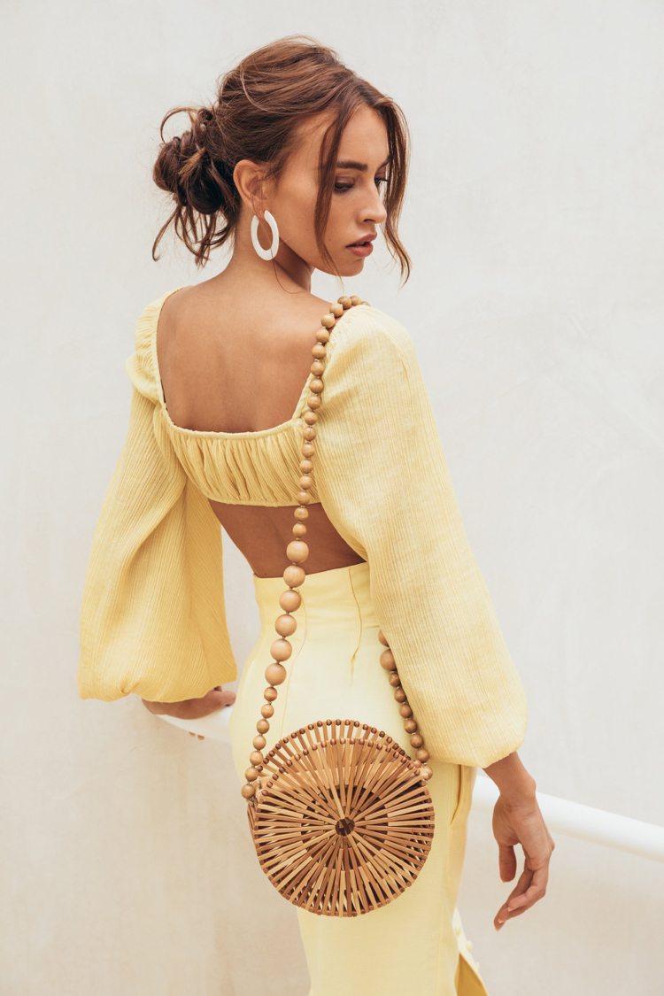 Drevené kabelky v štýle maxi šiat puff rukávy bez chrbta