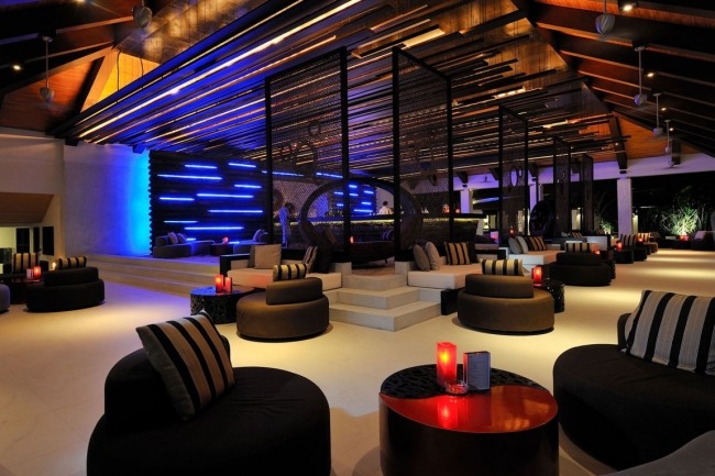 Private Island Resort Design Club Reštaurácia Dizajnový nábytok Velassaru Súkromný ostrovný prázdninový rezort Velassaru Design Club Reštaurácia Dizajnový nábytok Velassaru