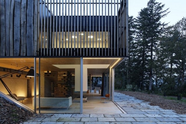 Architektúra moderná súčasná dovolenka uprostred prírody Dom modernej súčasnej dovolenky uprostred prírody