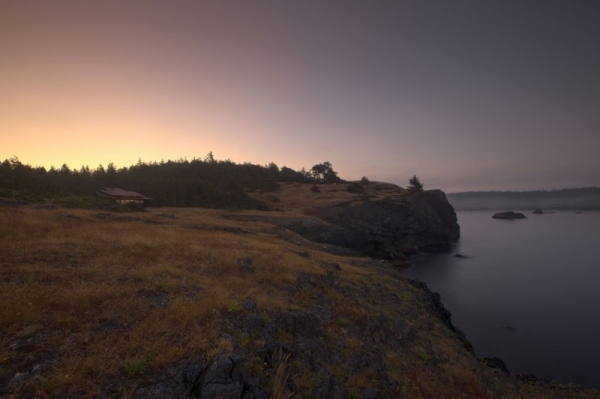 Pobrežie domu s výhľadom na more-Shadowboxx