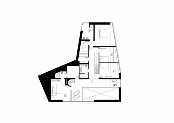 domová oceľ v dreve vyzerá v hornom poschodí moderného dizajnu