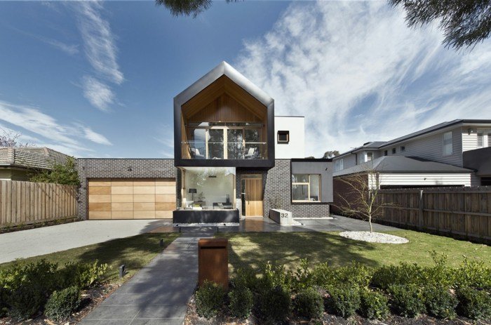 Domový design v Melbourne s modernou architektúrou projekt domu z melbourne prednej dvorovej chodby garážová cesta