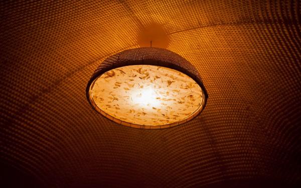 Dom lacné lacné kvalita svetla mierne tmavý interiér