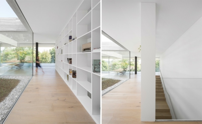 žijúca porugálna architektúra schody polička biela