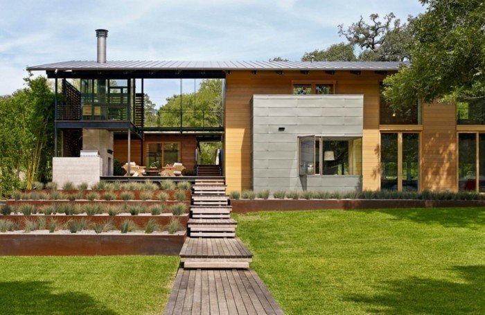 House in Texas - Moderný dom snov priamo pri jazere dom v texase web záhrada trávnik moderný