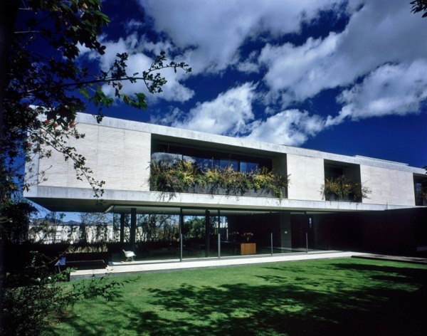 luxusný dom v minimalistickom štýle