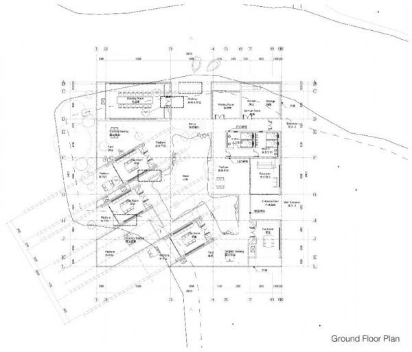 dom s obrazovkou na ochranu osobných údajov vyrobený z plánu bambusovej architektúry