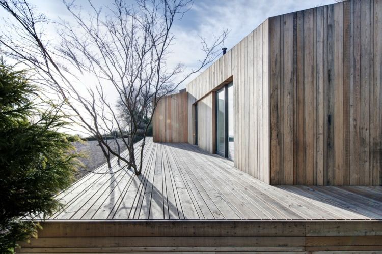 drevo-fasáda-podlaha-terasa-exteriér-rozšírený-dizajn