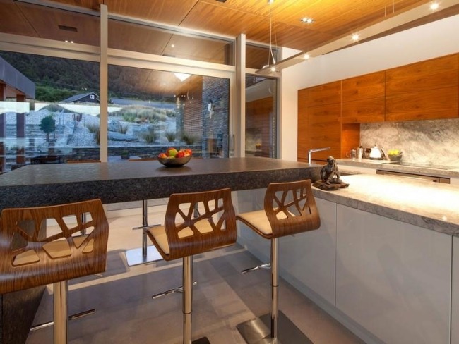 stolička rotujúci dizajnový dom Seeblick na Novom Zélande