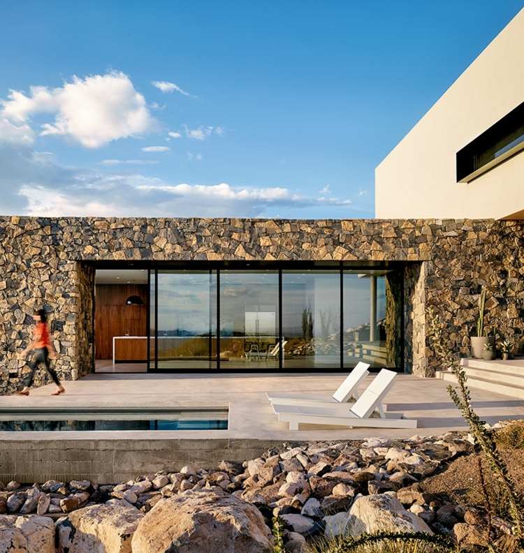 ležadlá k bazénu-posuvné-dvere-sklenené-predné-4