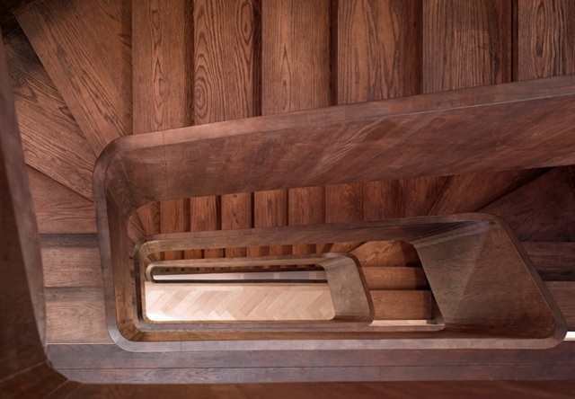 Rekonštrukcia domu točité schodisko z masívneho dreva