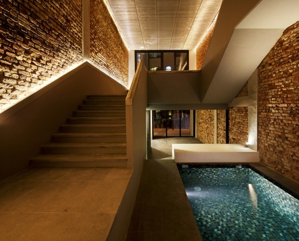 Dizajn betónového schodiska s LED osvetlením