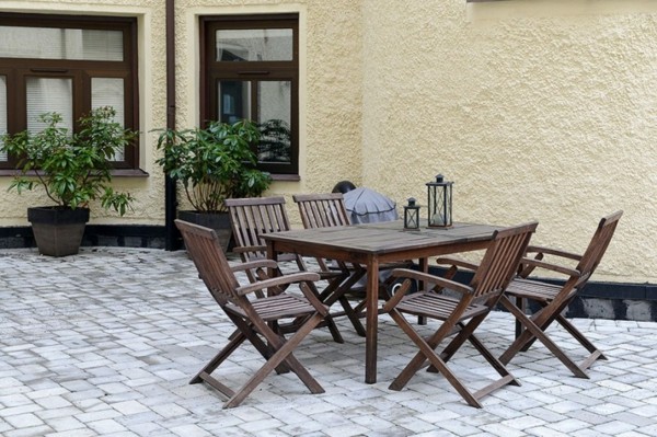 Záhradný záhradný nábytok vchod do domu