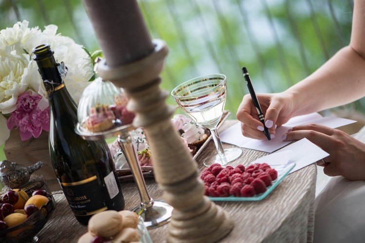 V časoch Corony podrobne naplánujte večierok v záhrade