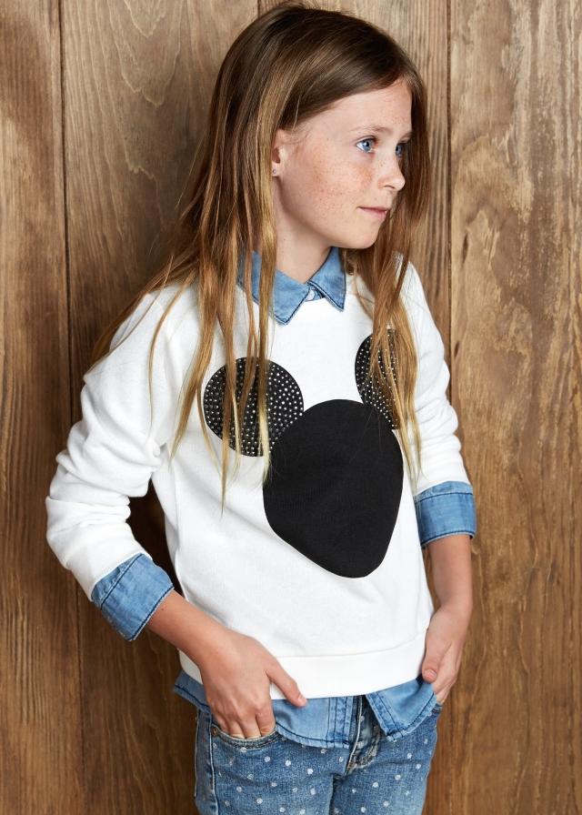 športové, elegantné detské oblečenie na zápis do školy - džínsová košeľa Mango pohodlná detská móda-zápis do školy-pulóver-mini-myš-motív-rifle-mango