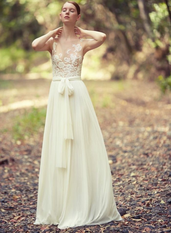 Svadobné šaty dlhé čipkované živôtiky zadarmo dlhé čipkované živôtiky voľné rameno