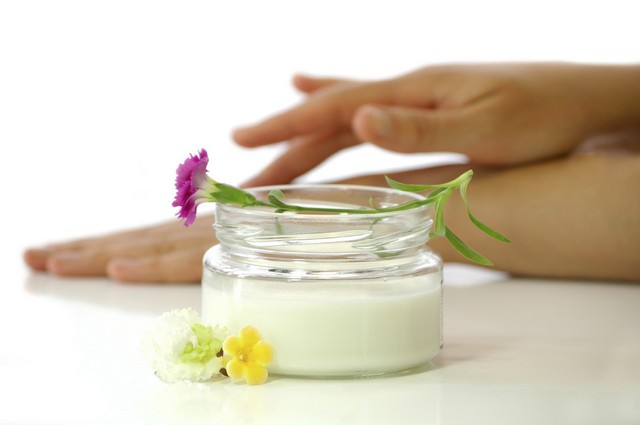prírodné kozmetické krémové výrobky jemné jemné Kozmetické krémové výrobky jemnú jemnú pokožku