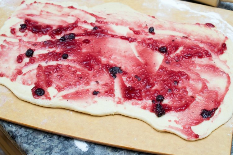 Braid-droždie-vrkoč-lahodný-recept-nápad-slávnostné-jedlo