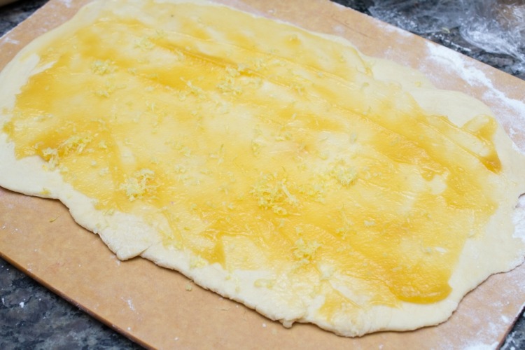 Kvások pletenec-lišajník-citrón-citrón-kôra-plnka-nátierka-cesto