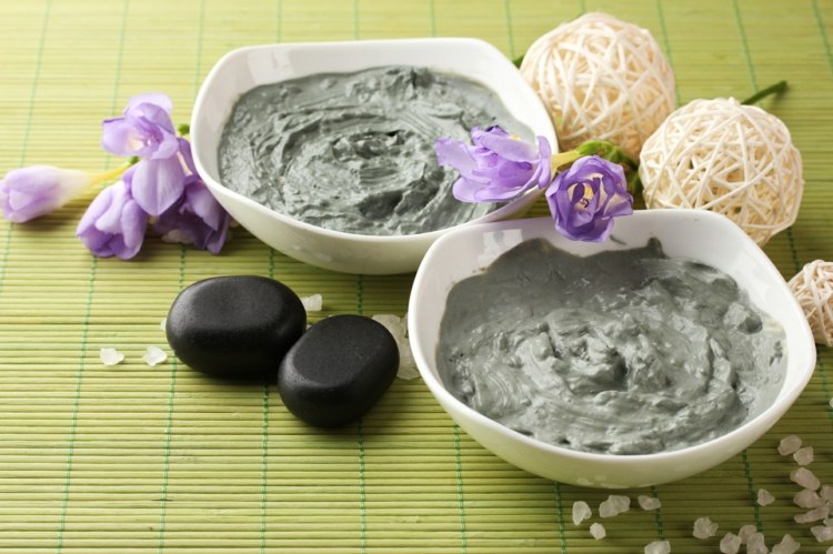 Liečivá hlina-maska-pasta-misa-krémovo-zeleno-ratanové guličky-kamienky-hrubé soľné kvety