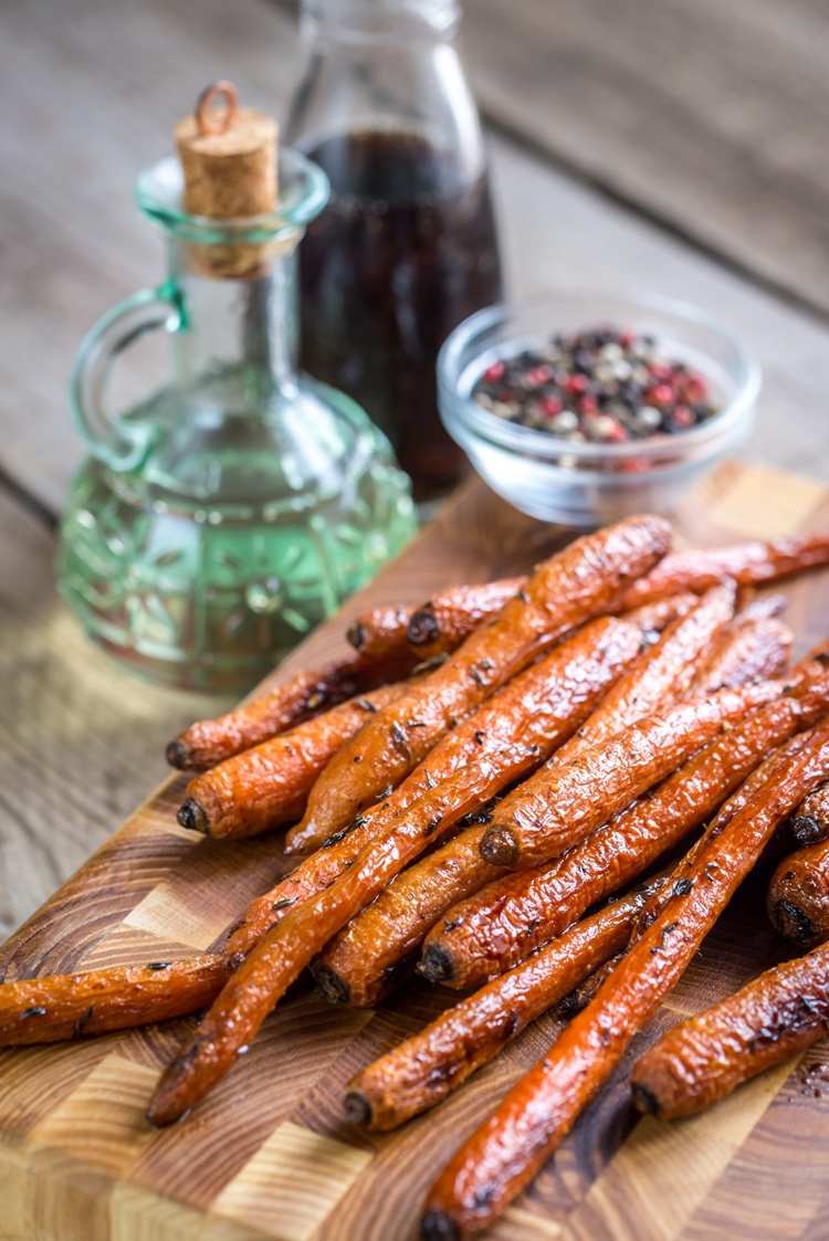 glazovaná mrkva s balzamikovým octom v teplovzdušnej fritéze