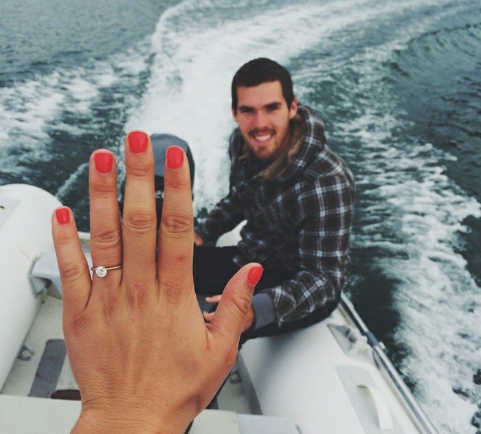 Kladenie si veľkej otázky pri plavbe loďou Usporiadajte-nápady na manželstvo-nápady-výlet-loďou-položte-veľké-otázky