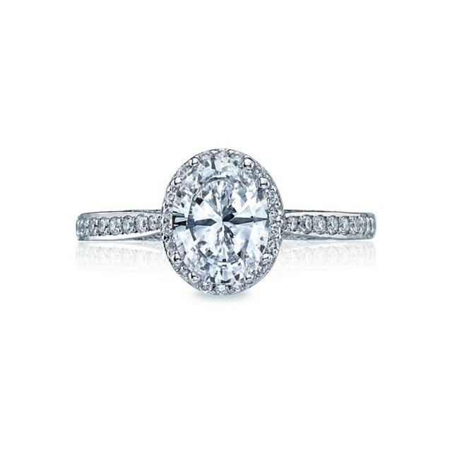 Dizajnové šperky vytvarujte bezfarebnými bočnými kameňmi