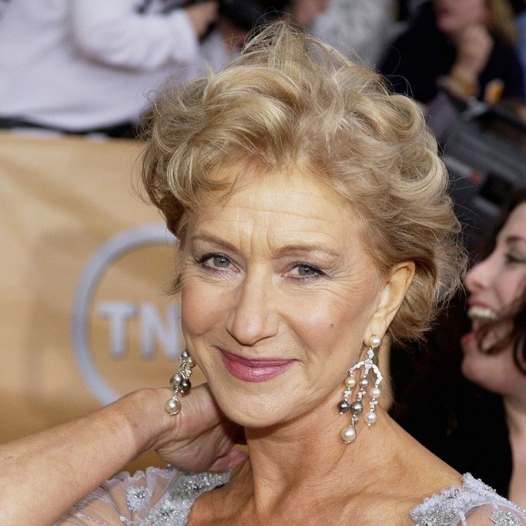Účesy Helen Mirren 2004 Kučeravý Bob štýl