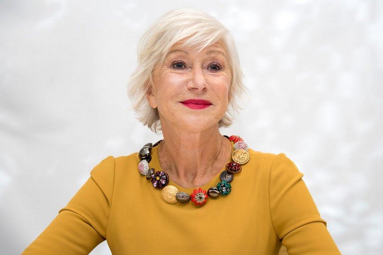 Účesy Helen Mirren Krátke Účesy Šedé Vlasy Pixie Strih