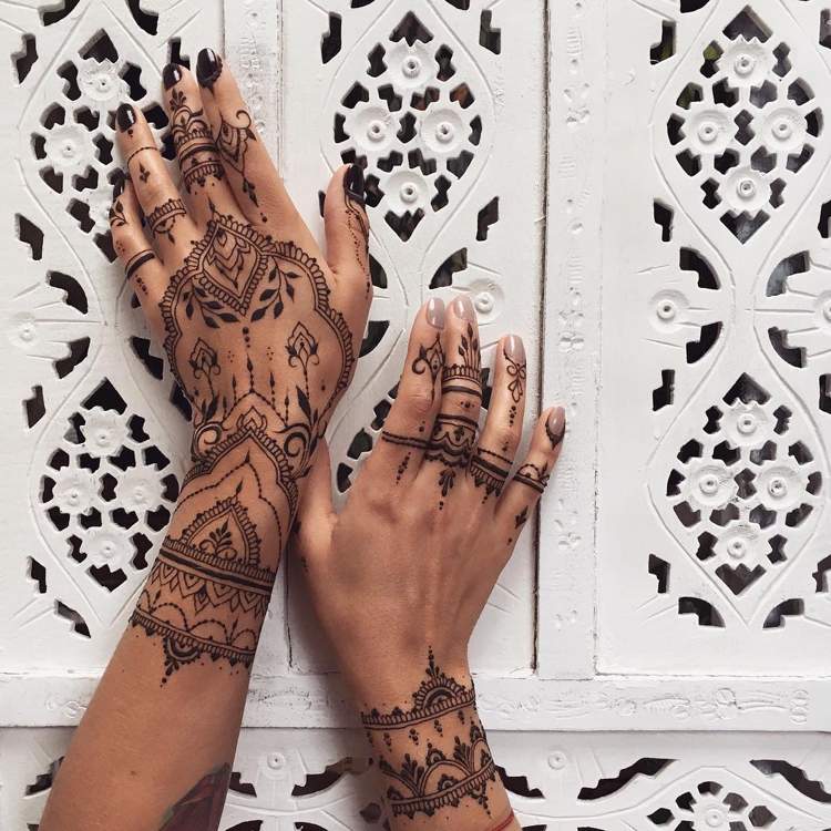 henna-tetovanie-urob si sám-ponuka-trend-ruky