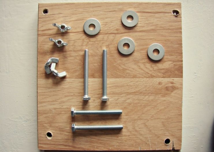 herbár-rozloženie-materiály-lis-drevo-kartón-orechy