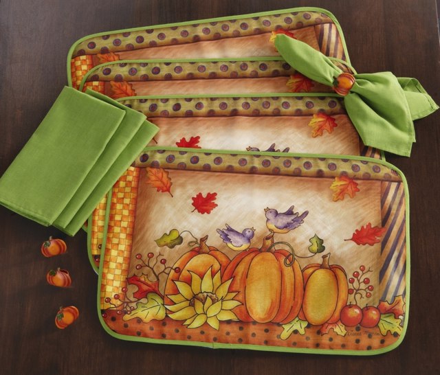 Látkové obrúsky a podložky s jesennými motívmi Obrúsky-a-tácky-s-jesennými motívmi