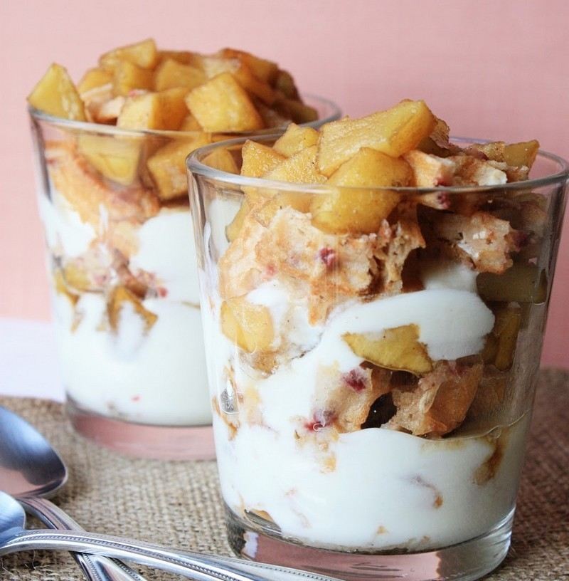 Jesenný dezert v pohári recept-jablká-škorica-sušienky