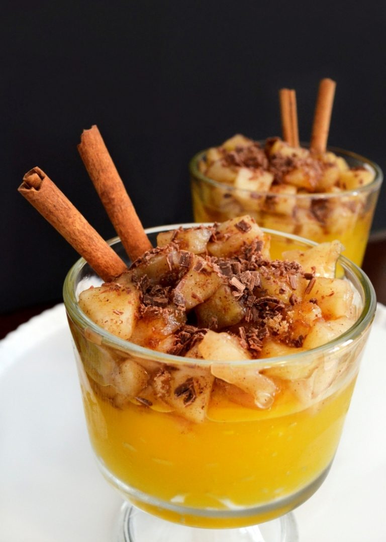 jesenný dezert v pohári zimná myšlienka škoricová jablková prísada