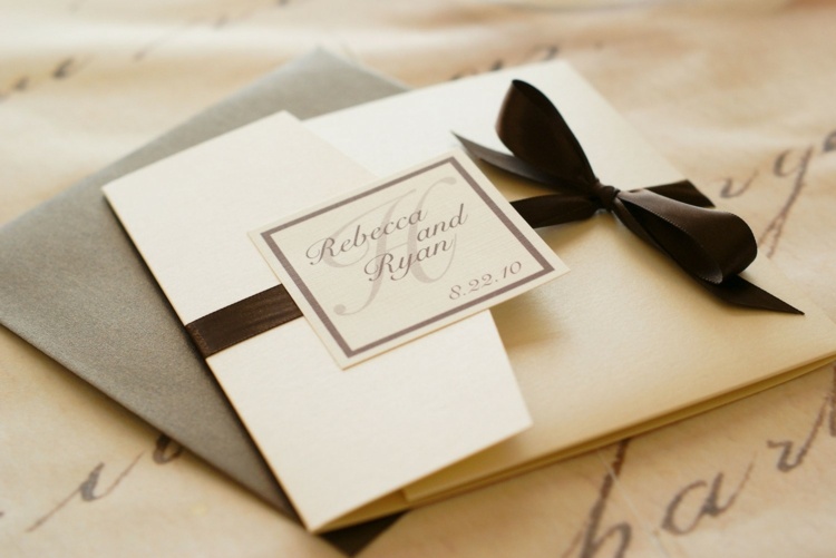 Plán nápadov na svadobné pozvánky na jeseň