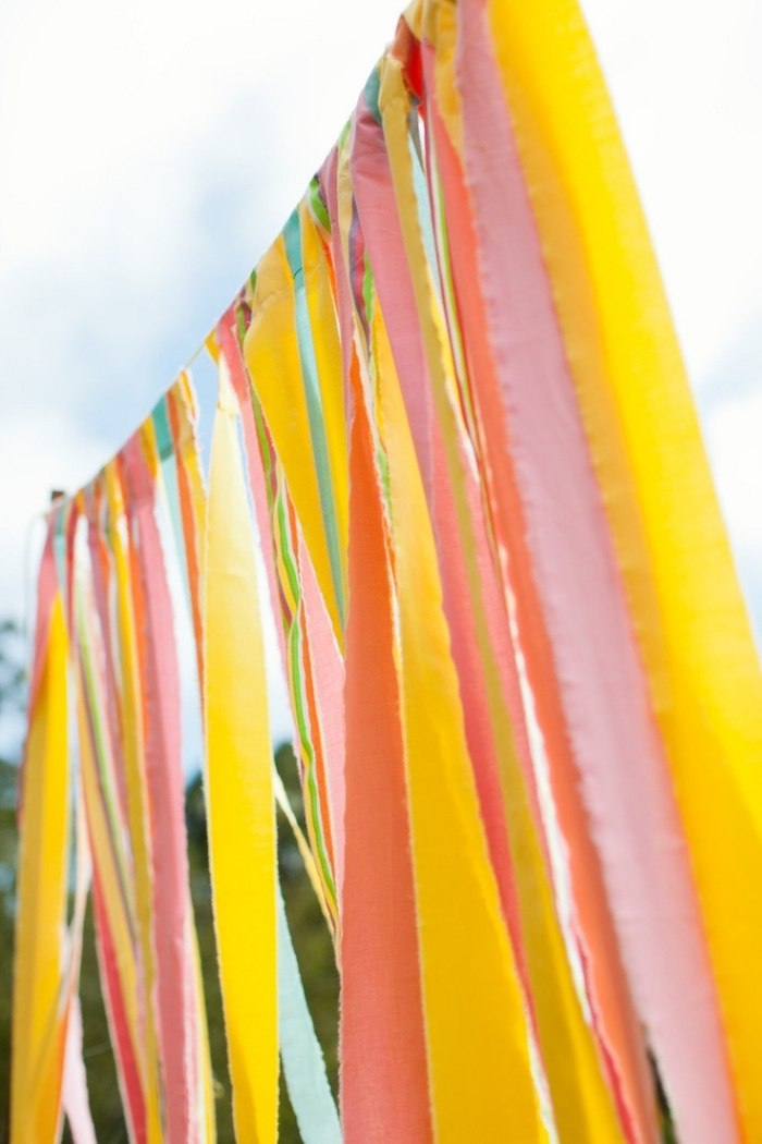 svadobné-zadné-steny-zdobenie-panely-rezanie