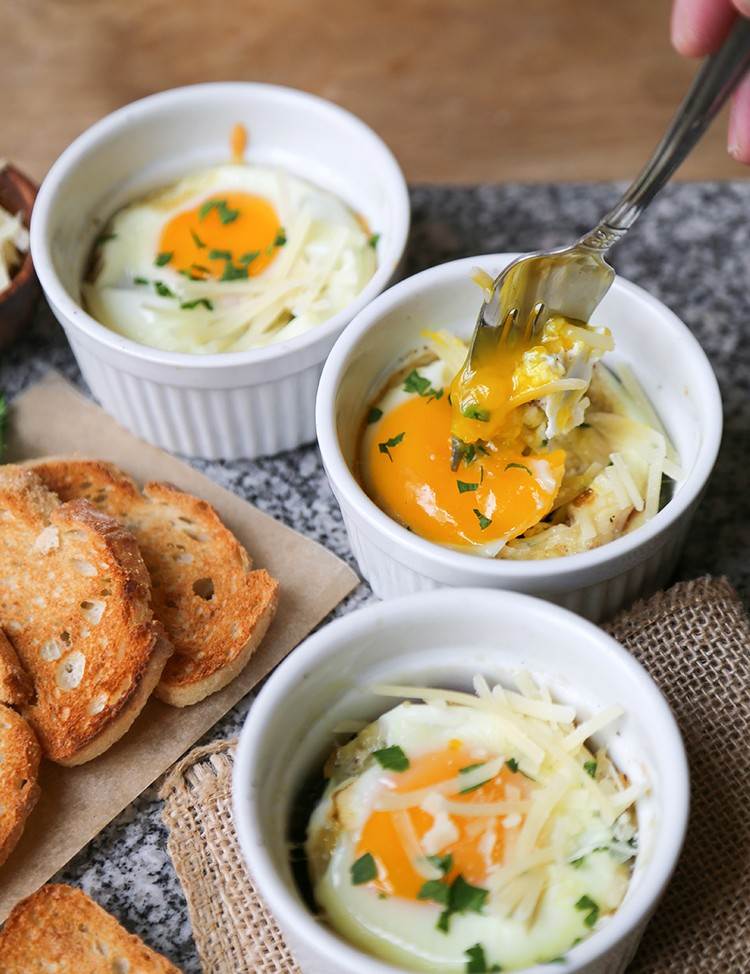 jeseň-recepty-brunch-nápady-švec-vajíčka-špenát-slanina