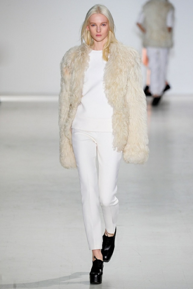 Módne nápady krémový blejzer jeseň / zima 2014 2015 Blazer Fall Zima 2014 2015 Kostým Národné 1