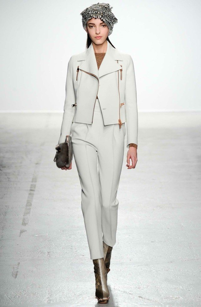 Biely komplet jesennej módy 2014_2015 biely súbor 2014_2015john-galliano4