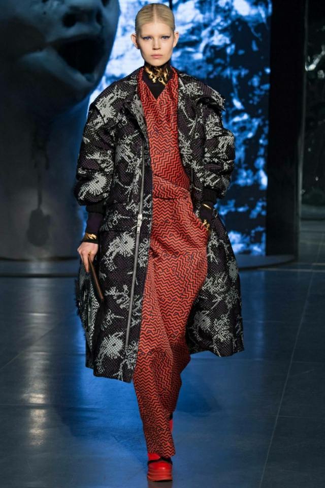 Futuristický jesenný módny kabát 2014 Kabát futuristický objem 2014_2015kenzo2